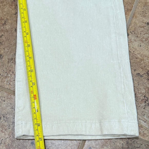 New Faherty Womens Softstretch Corduroy Flare Pants Sz 29 Fall Capsule Staple - Picture 4 of 10